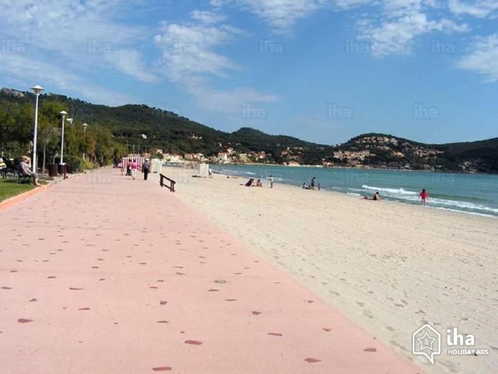 Villa Spacieuse, Climatisation, Piscine, Jardin Paysage, Proche Mer Saint-Cyr-sur-Mer Exteriér fotografie